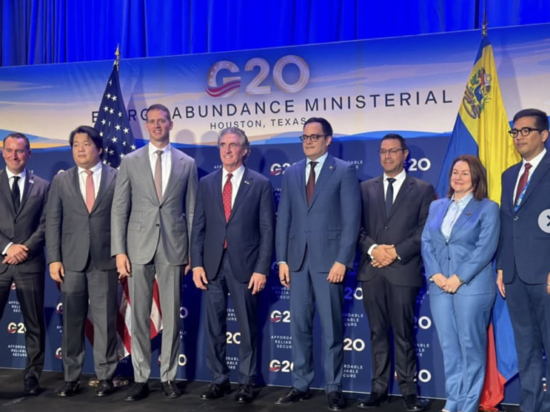 Venezuela suscribe acuerdo con empresa Heeney Capital para fortalecer sector minero