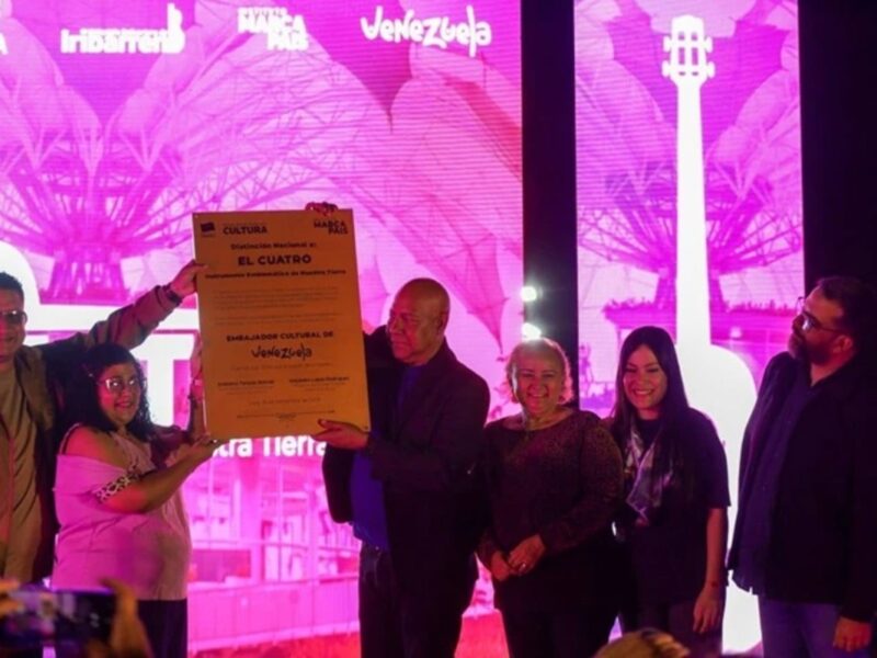 El cuatro es declarado como Embajador Cultural de Venezuela