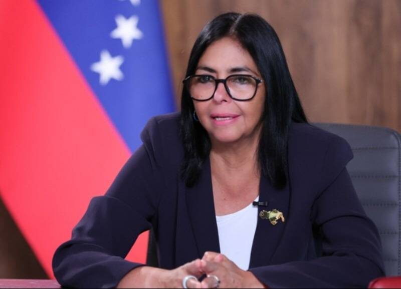 Delcy Rodríguez asegura el abastecimiento de pernil con producción nacional para la temporada navideña