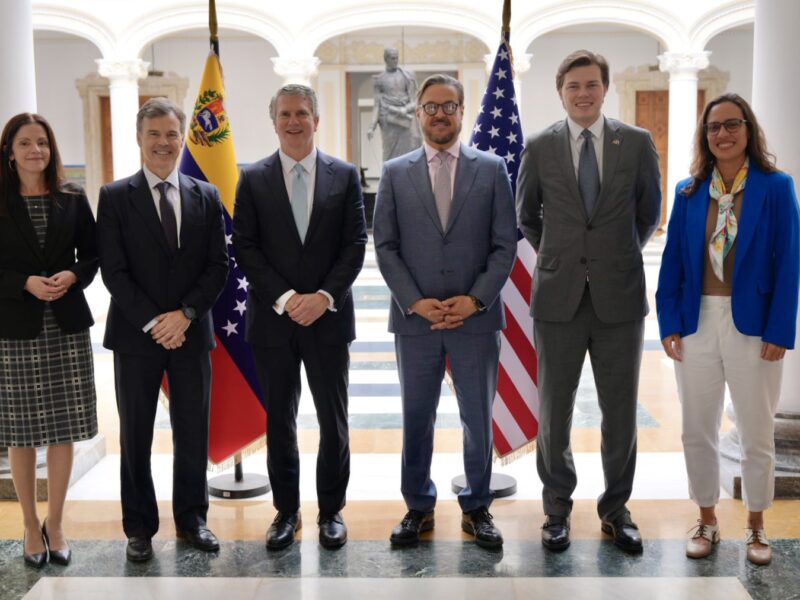Subsecretario de Comercio de EE.UU. está en Caracas para explorar intercambio comercial
