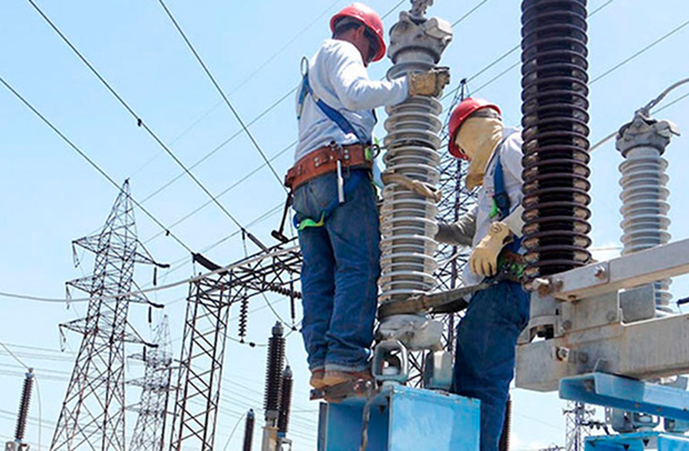 Ministro de Energía Eléctrica anunció un plan para incorporar 1.300 megavatios al sistema nacional
