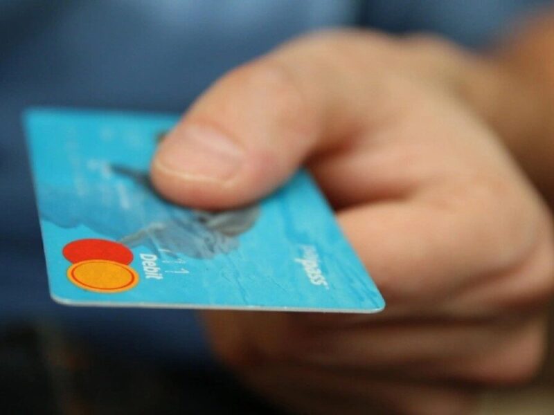 ¿Por qué la reducción del encaje bancario tendría poco impacto en los créditos?