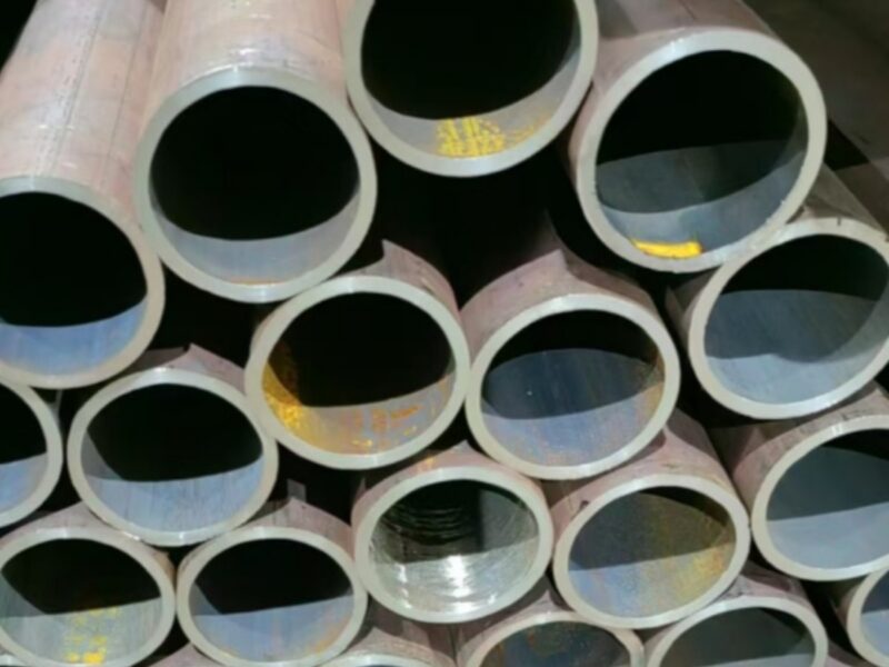 Inversores privados presentan al gobierno un plan para rescatar ocho plantas de tuberías y válvulas de PDVSA de uso petrolero e hidrológico