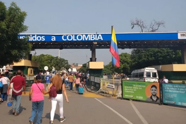 Embajador venezolano propone habilitar pasos fronterizos con Colombia las 24 horas del día